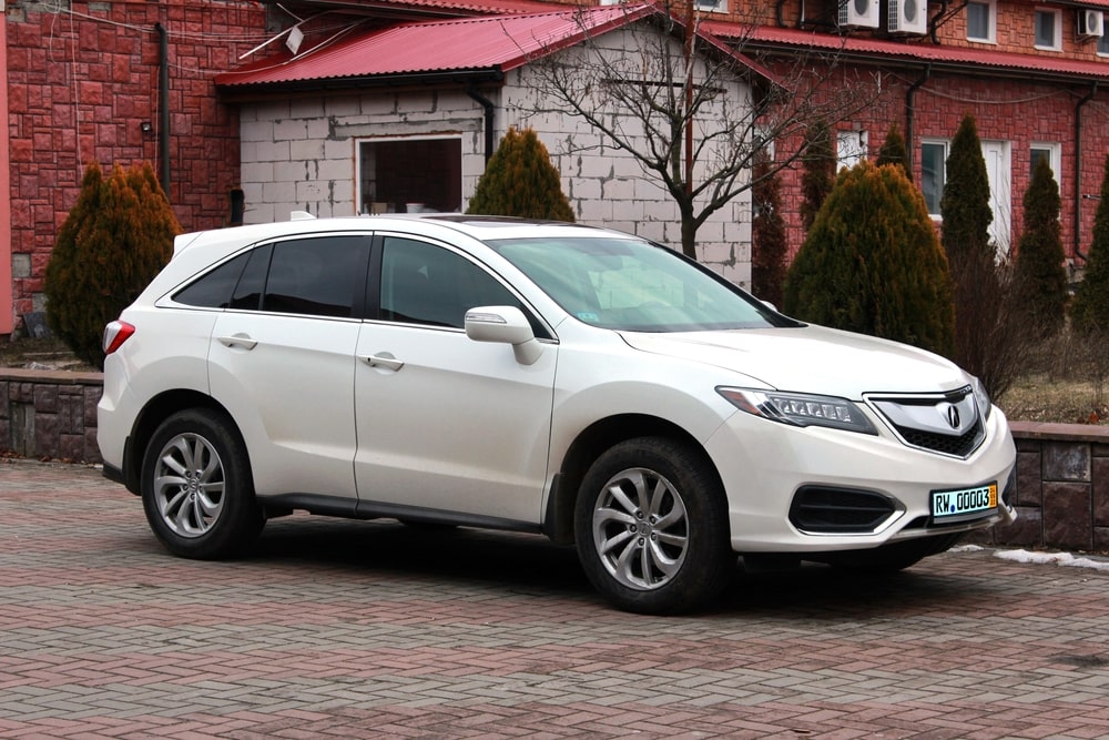 Acura RDX in the city street