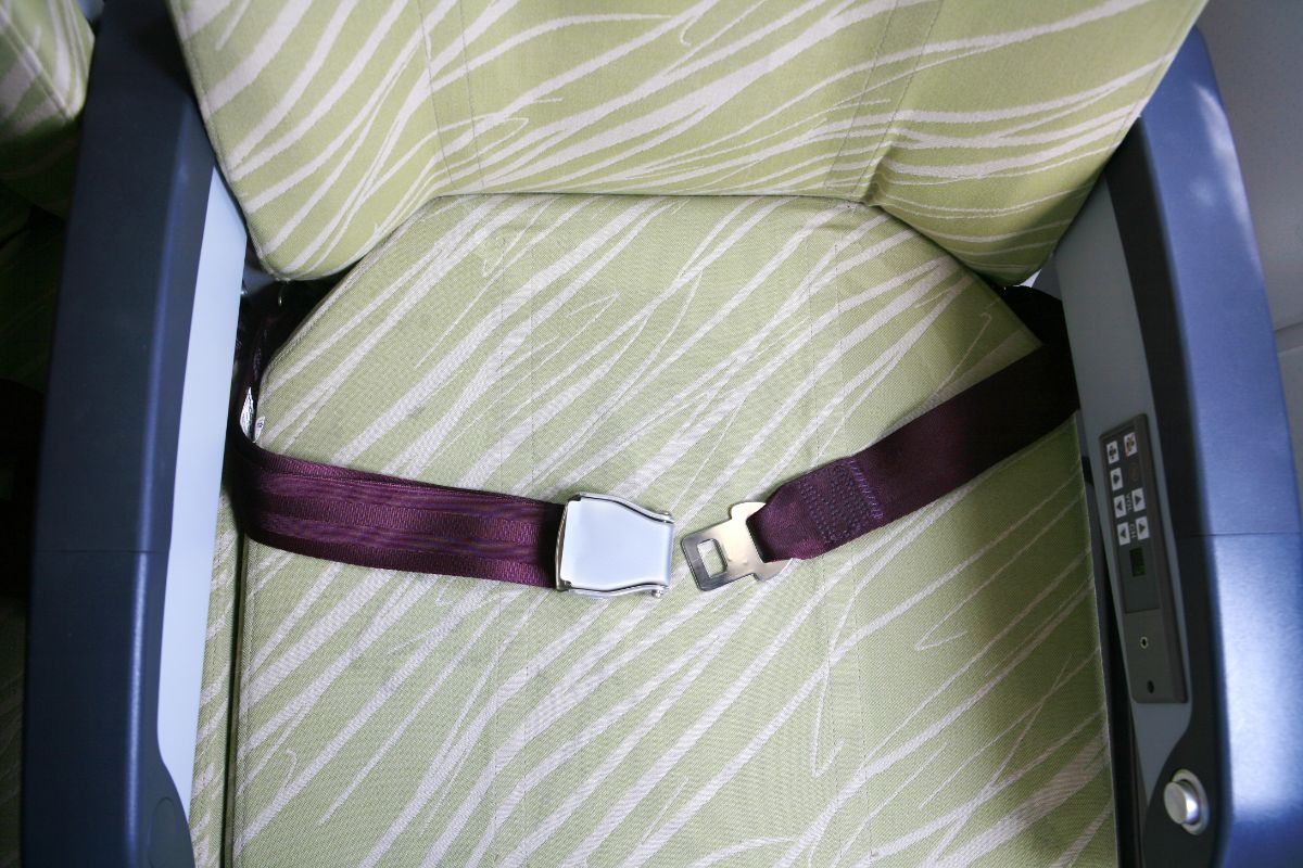 8-different-types-of-seat-belts-in-cars-jalopy-talk