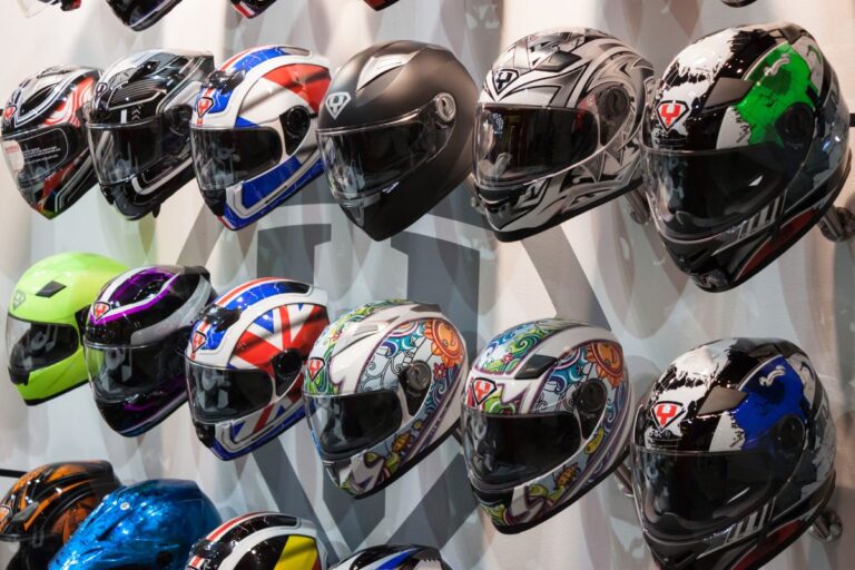 6 Different Types of Motorcycle Helmets