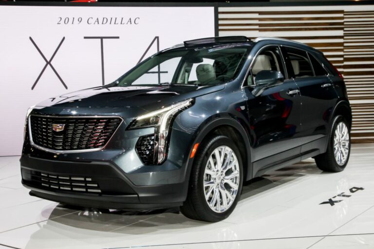 11 Cars Similar to the Cadillac XT4