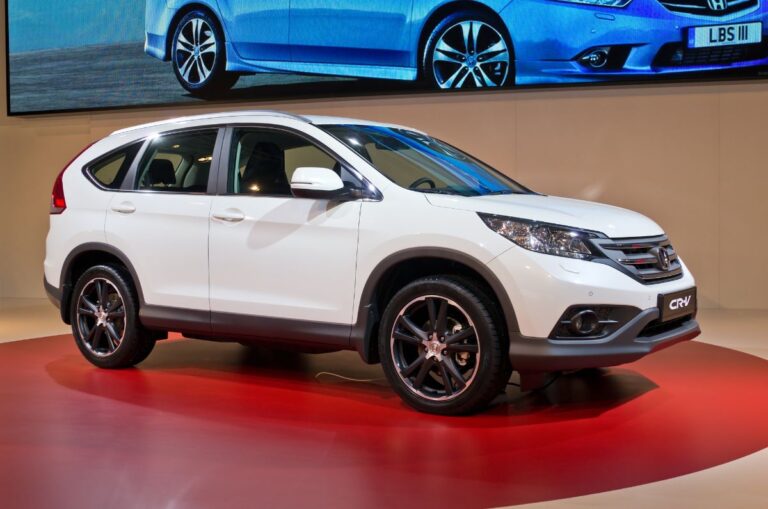 10 Cars Similar to Honda CRV