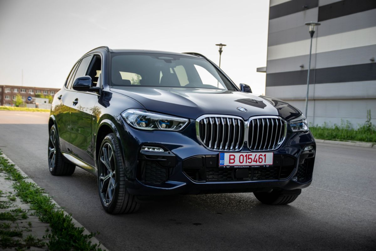 Front view of the all new BMW X5 in black colorway spotted parking beside the road in Romania.