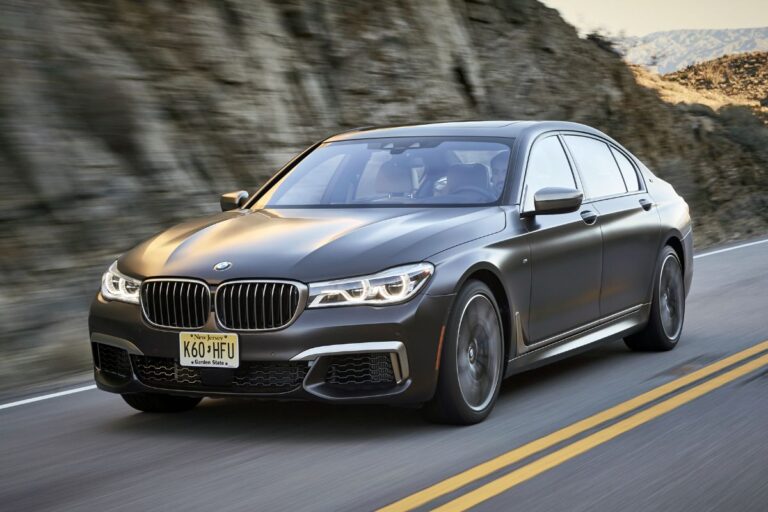 13 Cars Similar to the BMW M760li