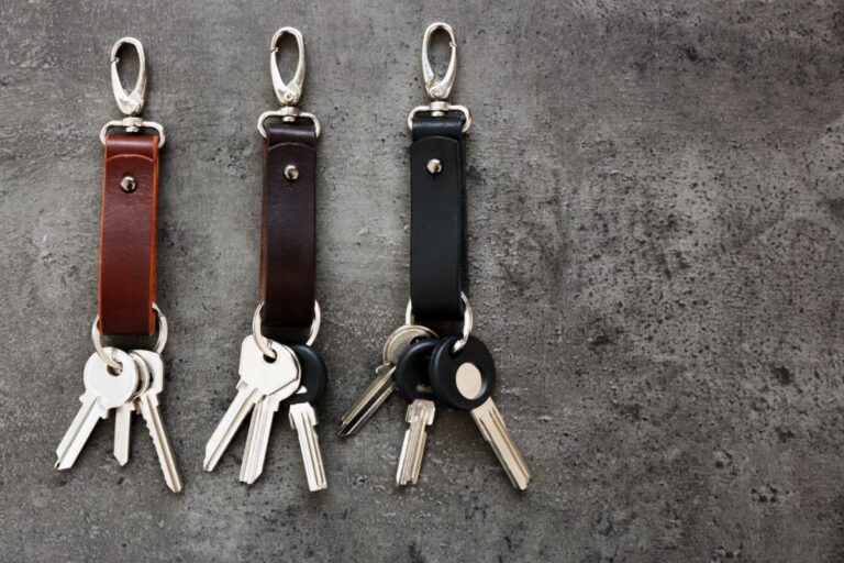 16 Different Types of Key Chains (Practical, Novelty, Multi-function and More)