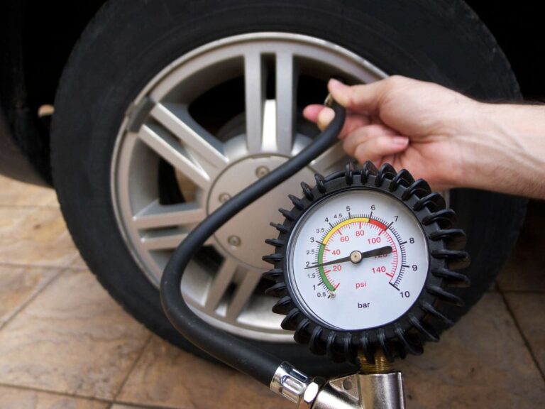 3 Types of Vehicle Tire Pressure Gauges