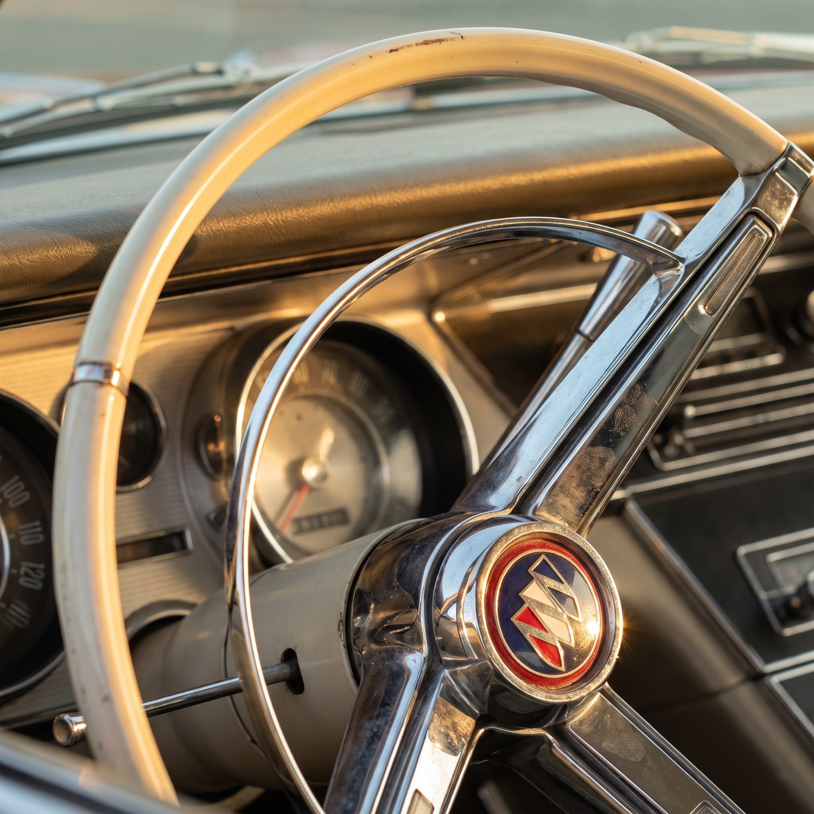 The Horn Ring You Could Honk Without Finding a Button