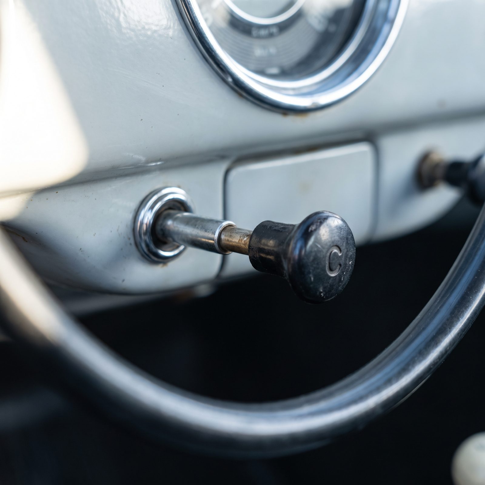 The Manual Choke Knob You Pulled on a Cold Morning