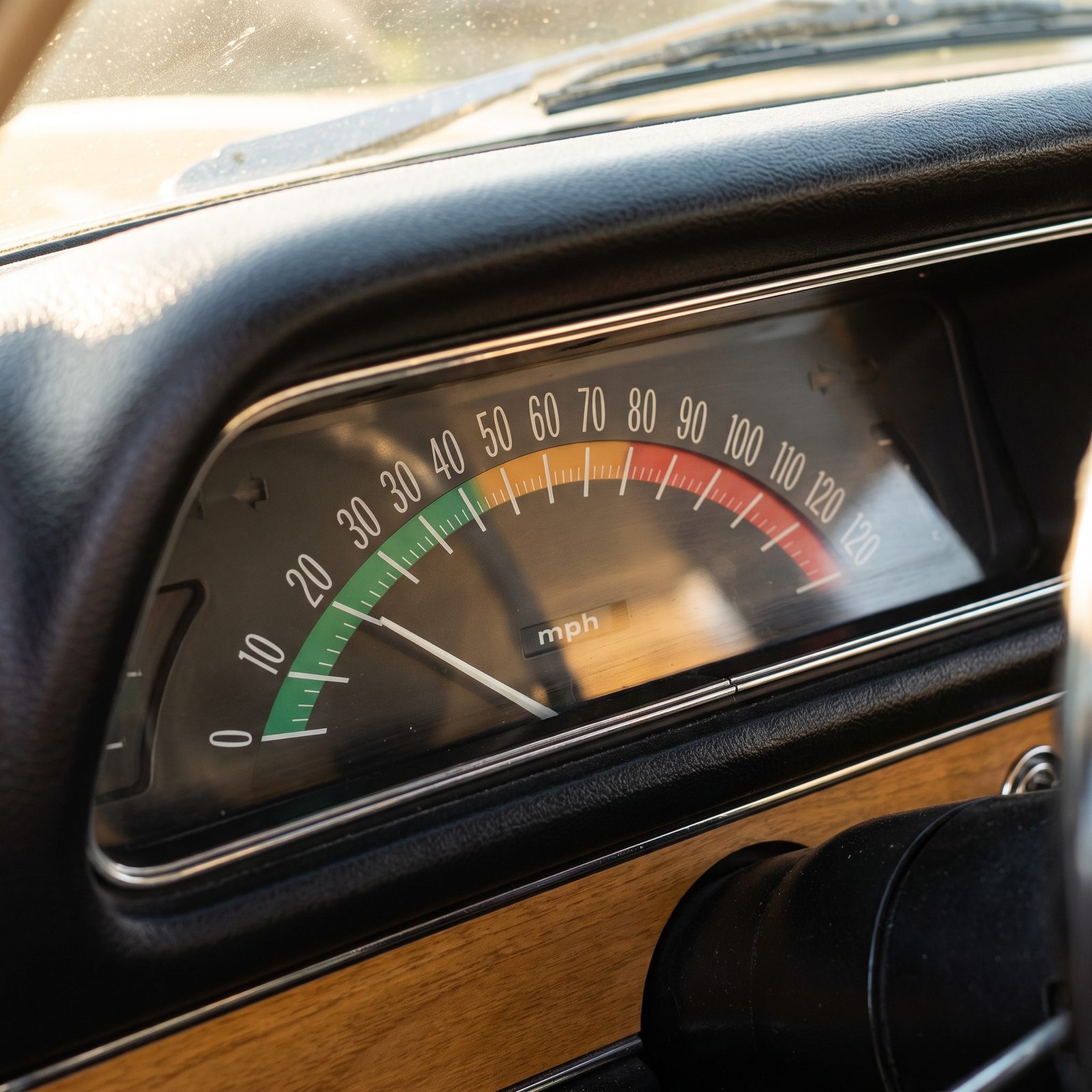 The Speedometer That Changed Color as You Sped Up