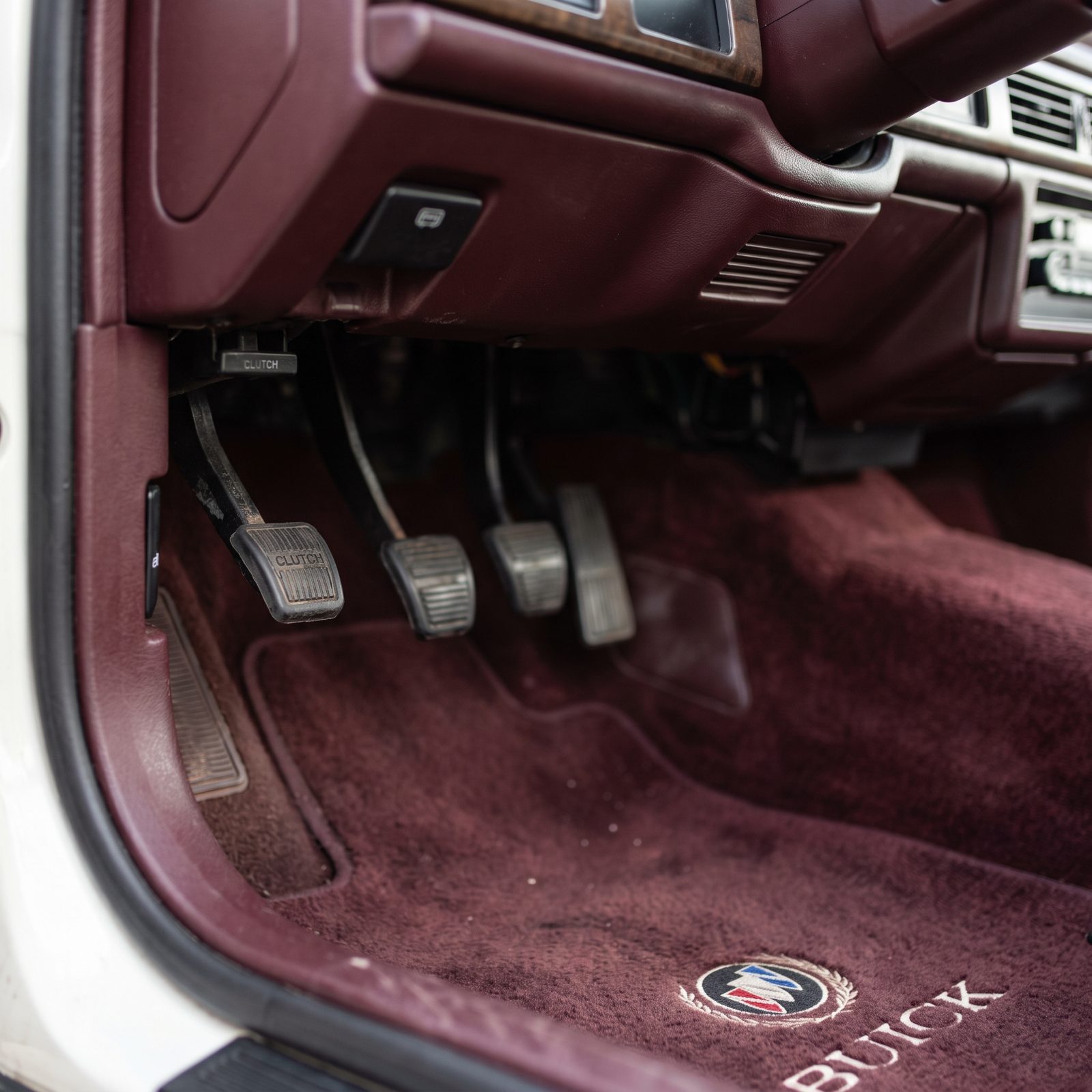 Buick Regal GS: The Third Pedal That Nobody Expected