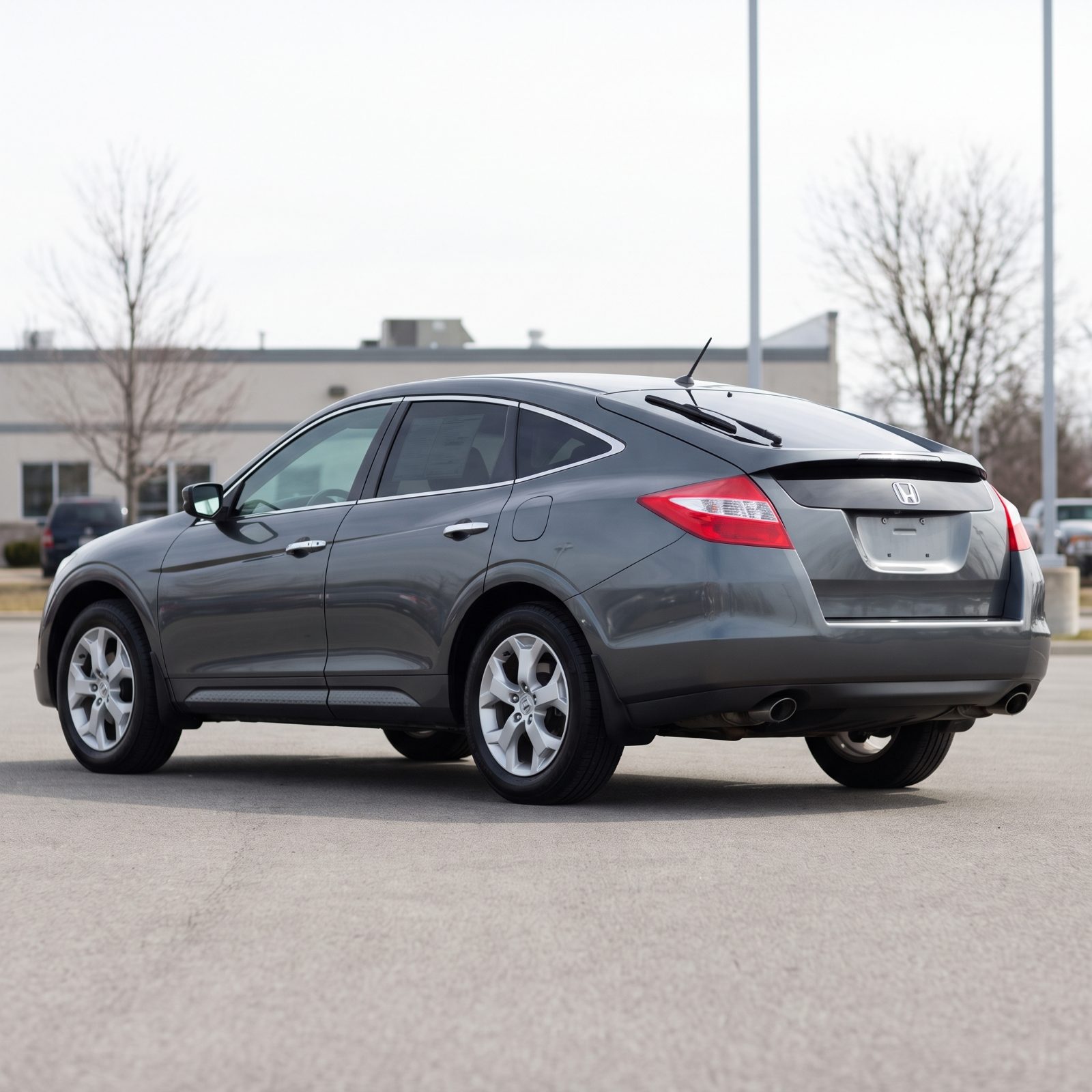 Honda Accord Crosstour: A Clever Liftback the Proportions Betrayed