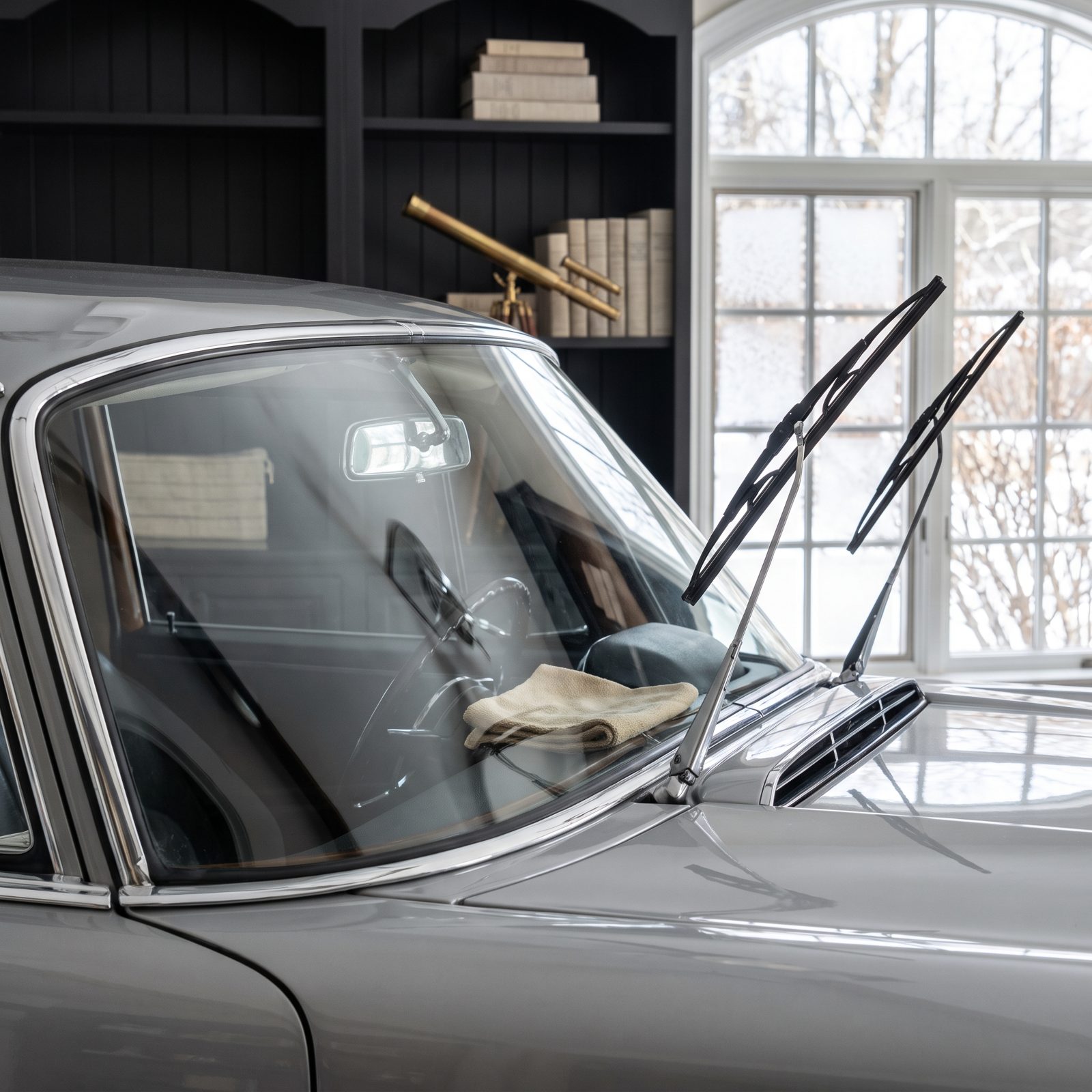 Lift the Wiper Blades Off the Glass or Pull Them Entirely
