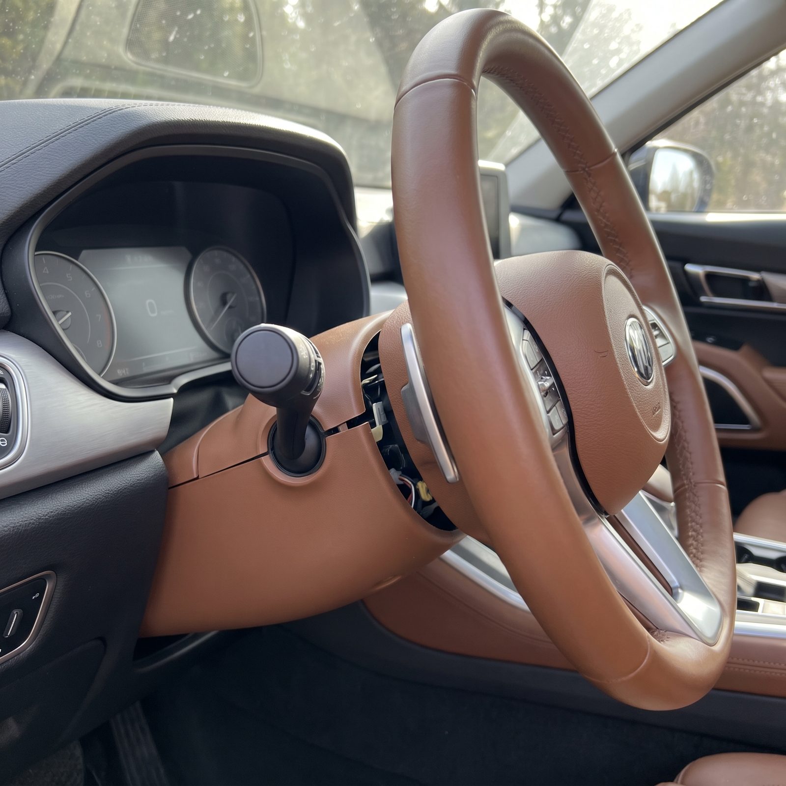 Power Tilt-and-Telescoping Steering Wheel