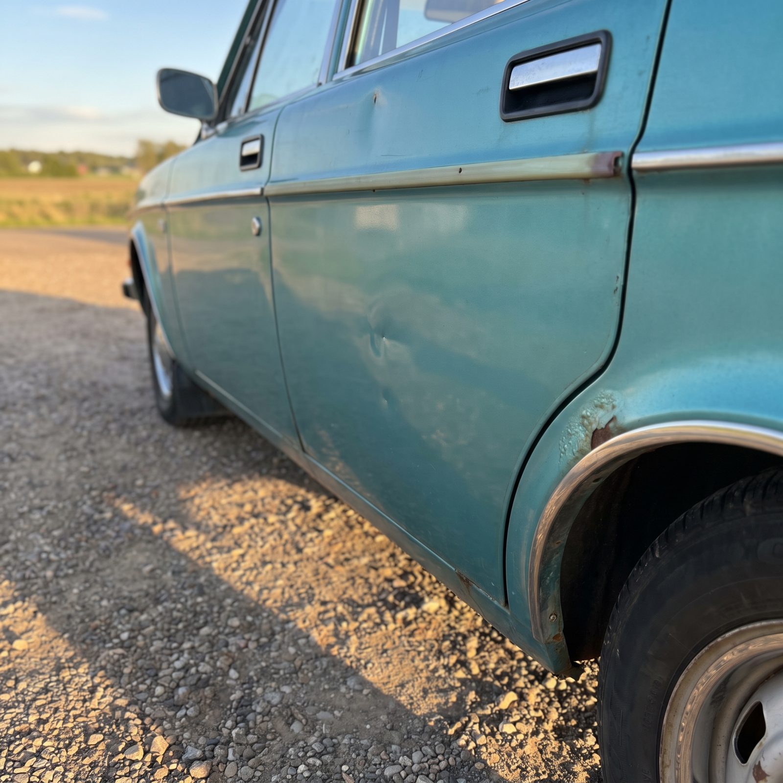 The Rare Color Makes Ordinary Flaws Seem Special