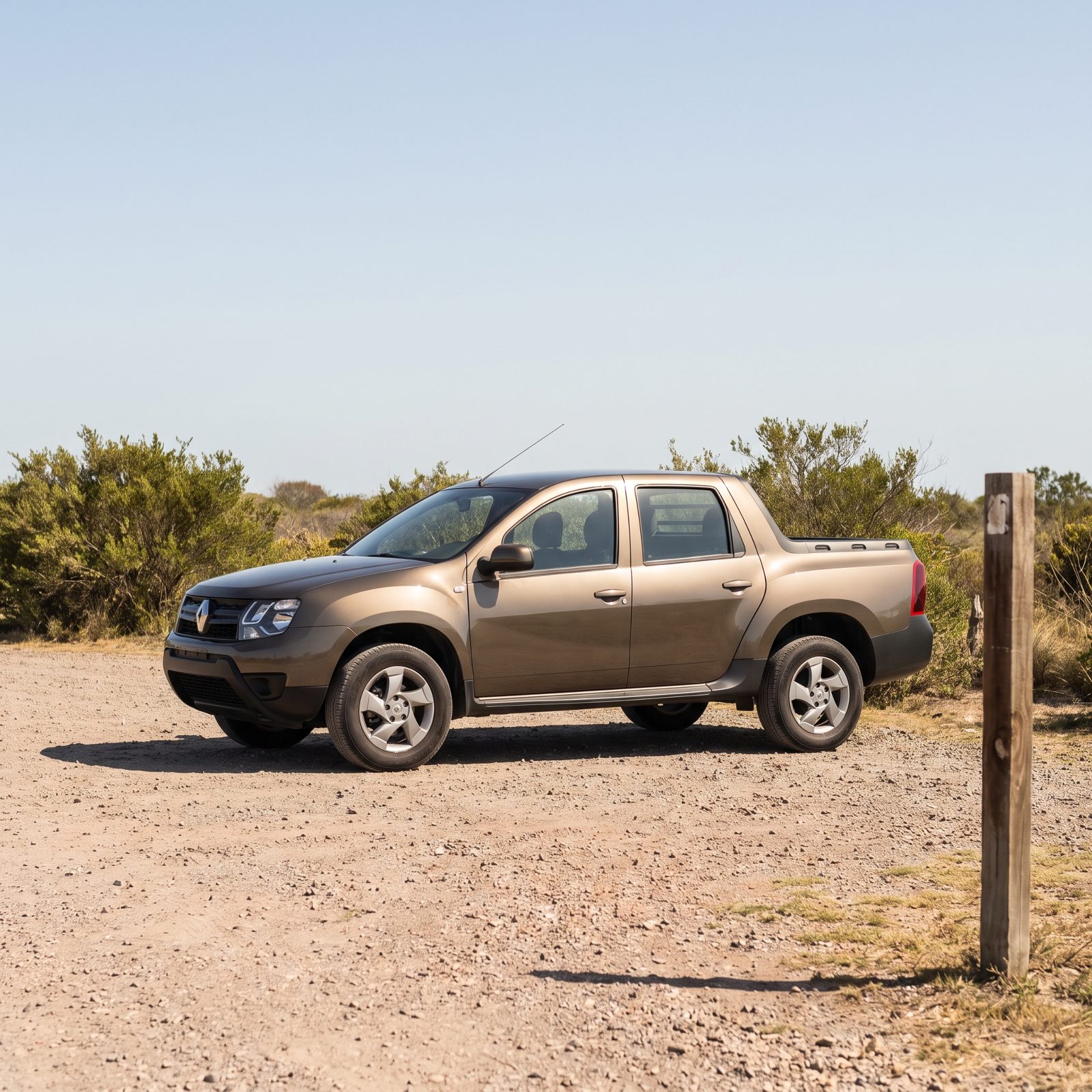 Renault Duster Oroch, A Short, Wide Lifestyle Pickup