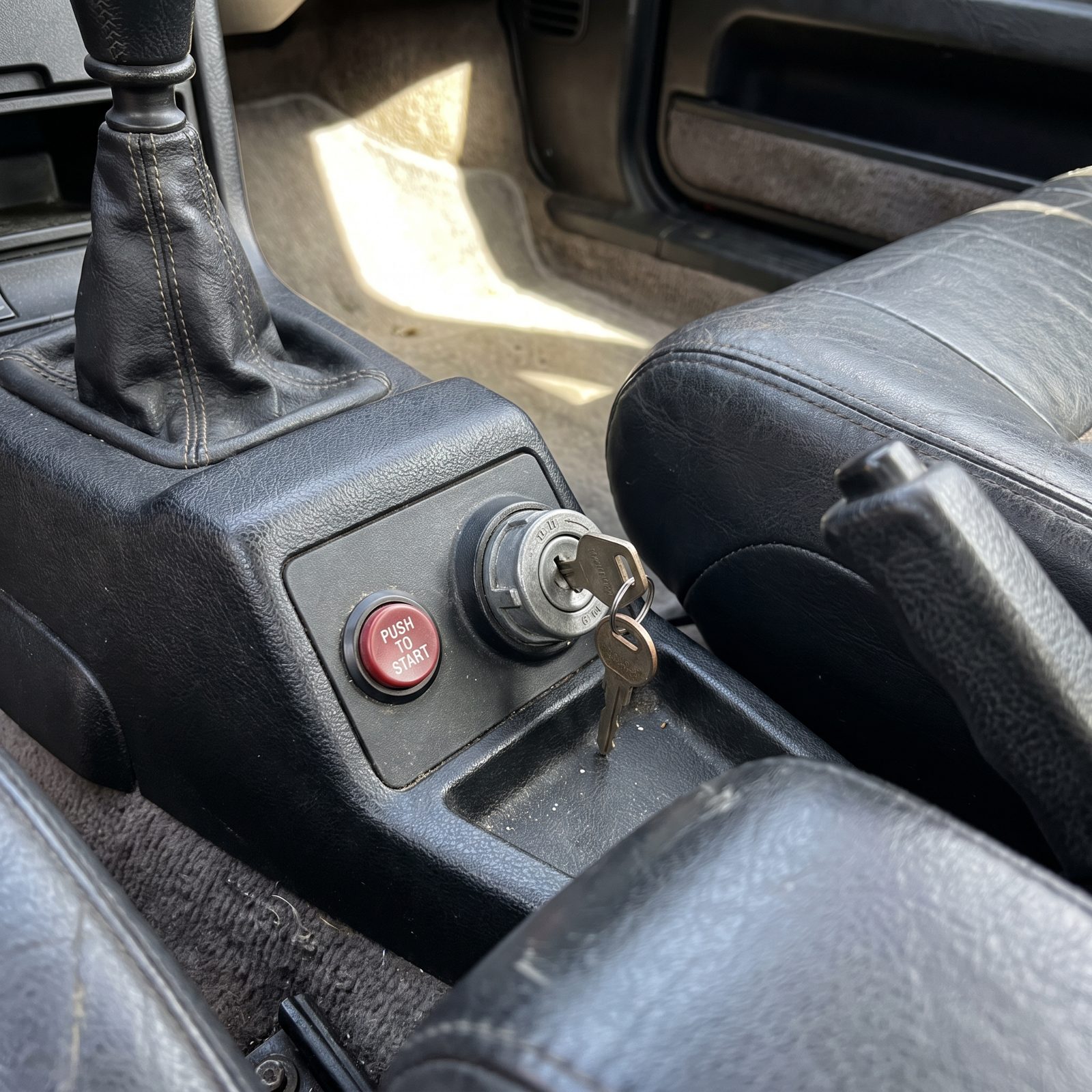 Saab 900: The Quirky Hatchback That Couldn't Survive the Boardroom