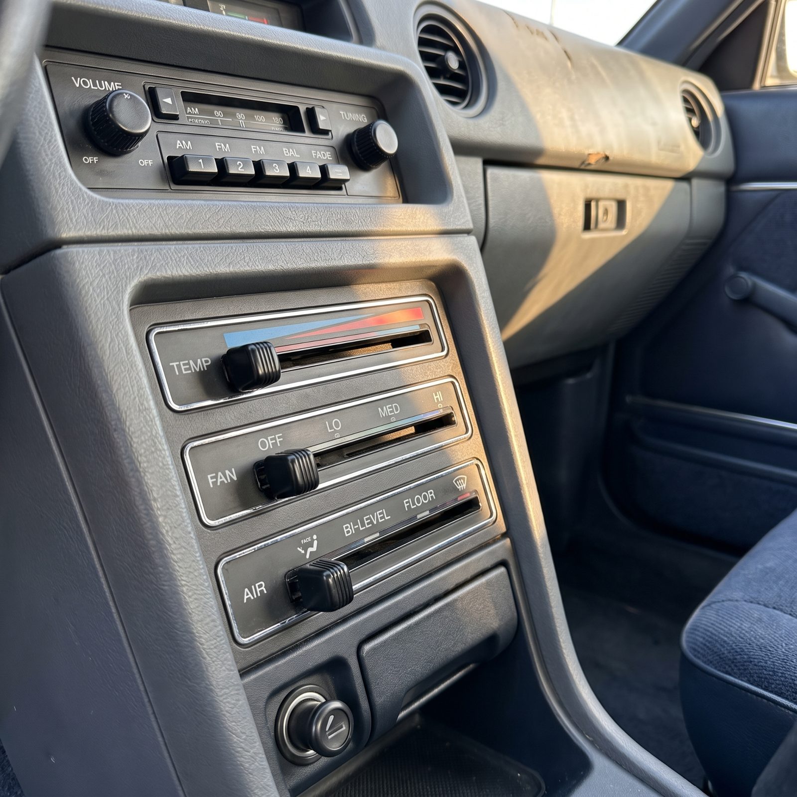 Sliding-Lever Heating and Ventilation Controls