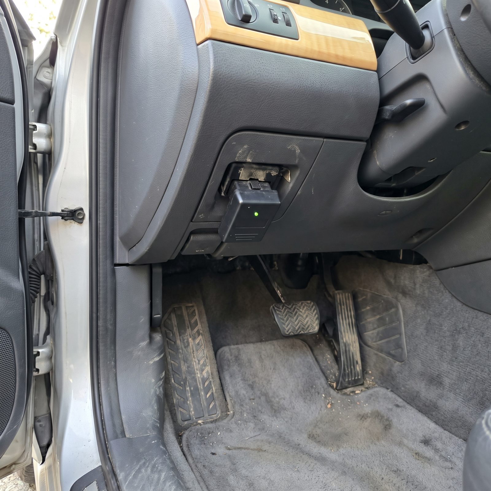 Stop Leaving That OBD Dongle Plugged In Month After Month